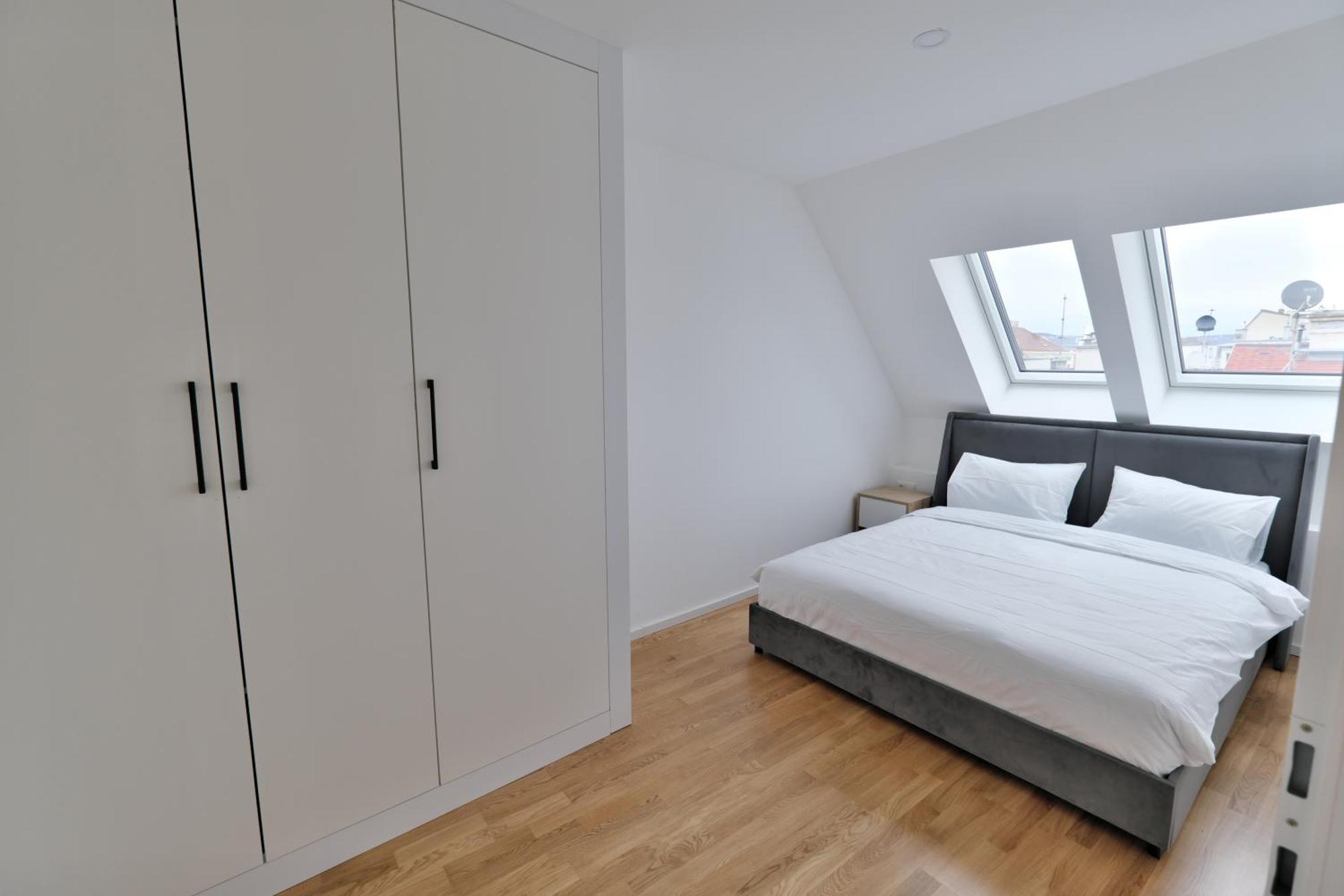 Vienna Lotus Apartments Exteriör bild