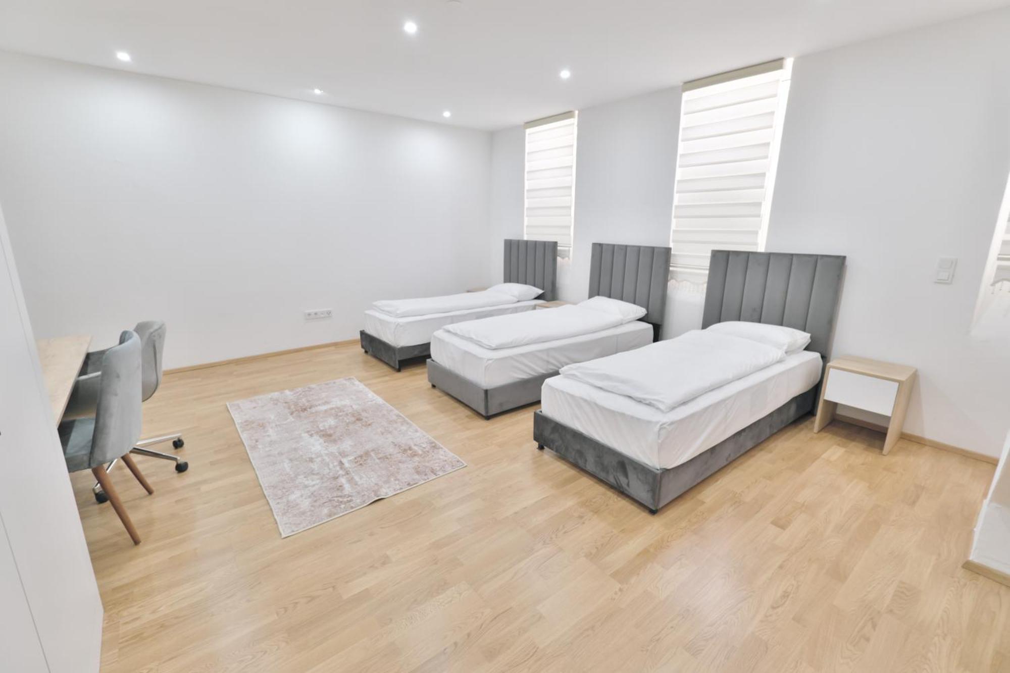 Vienna Lotus Apartments Rum bild